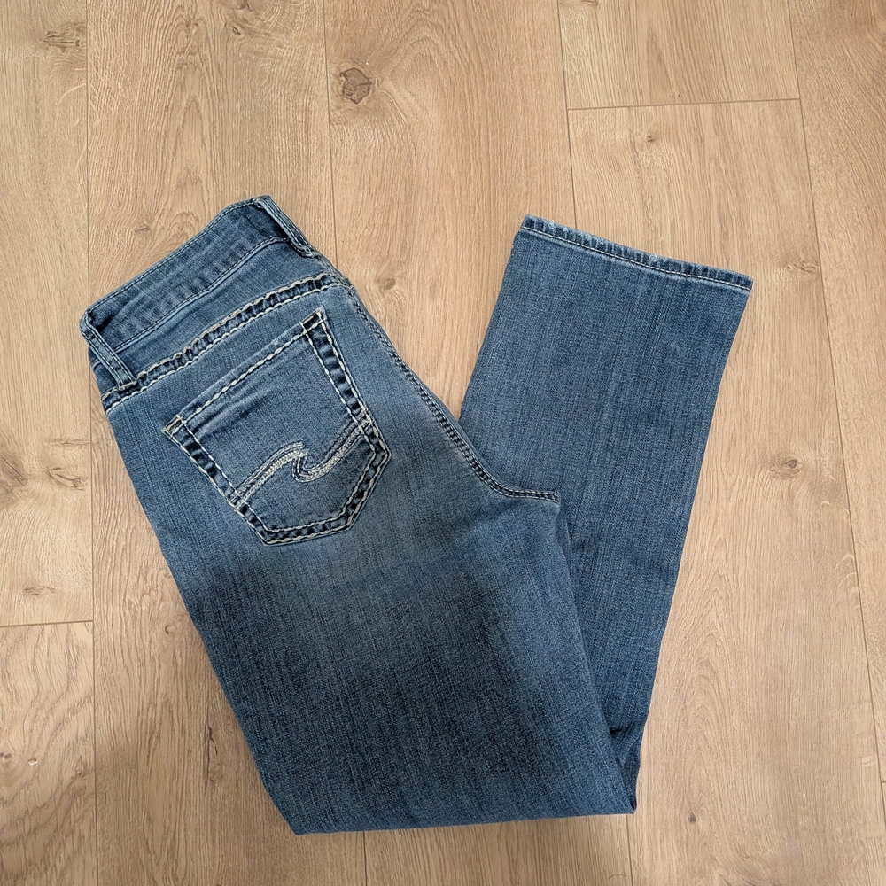 Silver Jeans Women's Light Blue Cropped Jeans - Picture 4 of 4
